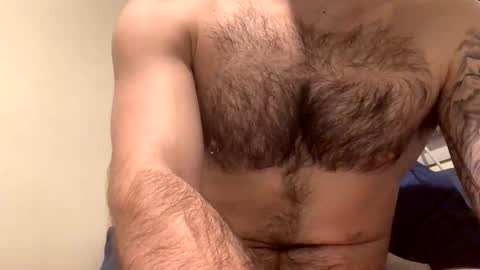 Snapshot of supersoakerredwhiteandblue chatting on 10/15/25, 04:34 supersoaker online show from 10/15/25, 04:34