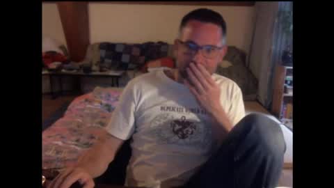 supersquirrel81 online show from 04/12/26, 04:56