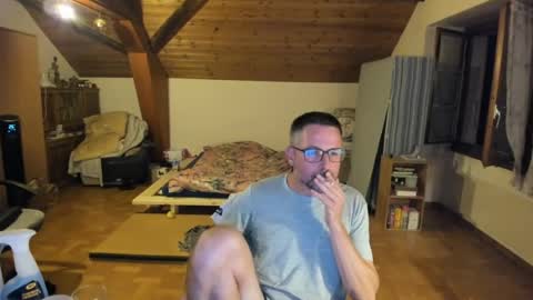 Snapshot of supersquirrel81 chatting on 08/01/26, 10:52 supersquirrel81 online show from 08/01/26, 10:52