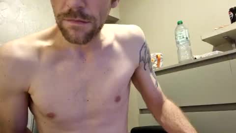 Snapshot of supgxd chatting on 12/13/24, 02:16 supgxd online show from 12/13/24, 02:16