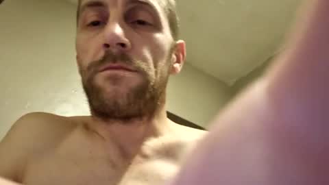 Snapshot of supgxd chatting on 02/28/25, 02:31 supgxd online show from 02/28/25, 02:31