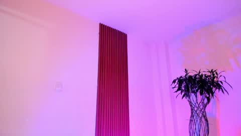 Snapshot of suprasexyjohn chatting on 11/27/25, 03:14 llllSupra llll online show from 11/27/25, 03:14