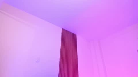 Snapshot of suprasexyjohn chatting on 12/04/25, 07:33 llllSupra llll online show from 12/04/25, 07:33