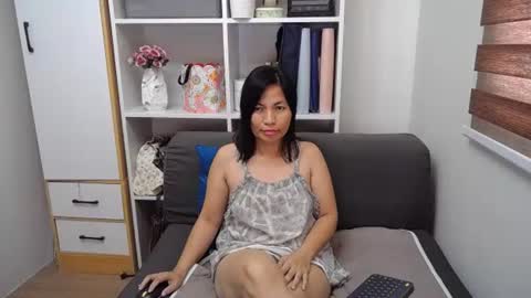 Snapshot of supreelea chatting on 07/27/26, 12:28 lea online show from 07/27/26, 12:28