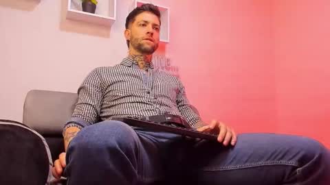 Snapshot of supreme_alpha_ chatting on 11/07/25, 03:17 supreme_alpha_ online show from 11/07/25, 03:17