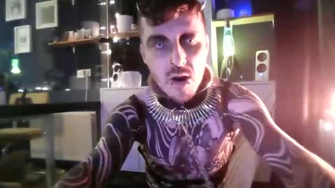 SurgicalSteel online show from 10/29/25, 09:38