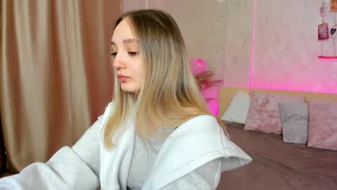 Annie online show from 02/18/25, 12:59