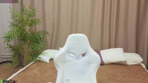 Annie online show from 02/08/26, 01:09