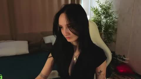 Annie online show from 05/23/26, 01:55