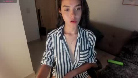 Snapshot of susan_arango chatting on 06/11/26, 02:53 susan love online show from 06/11/26, 02:53