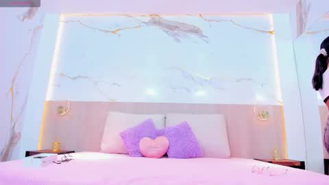 Susan online show from 12/01/25, 11:48