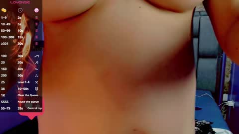 Snapshot of susan_hicks chatting on 03/03/25, 06:55 S U S A N A online show from 03/03/25, 06:55