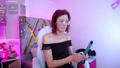 Susan online show from 12/21/25, 10:33