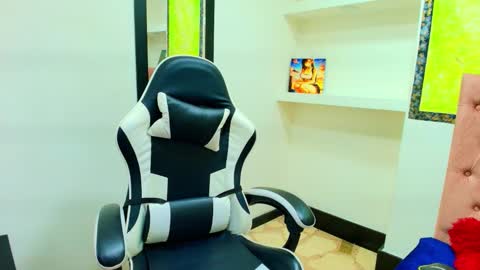 susan online show from 11/14/25, 07:01