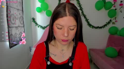 Snapshot of susana_garciaa chatting on 12/20/24, 03:10  Susana   ig susanna garcia23 online show from 12/20/24, 03:10