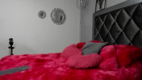 Susana W online show from 02/06/25, 10:59