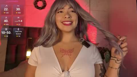 Susana W online show from 02/07/26, 08:23