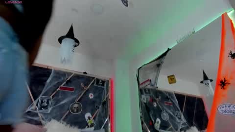 susanahenao online show from 10/22/25, 08:52