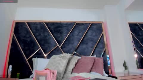 susanahenao online show from 01/05/26, 05:27