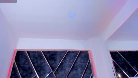 susanahenao online show from 04/16/26, 06:19