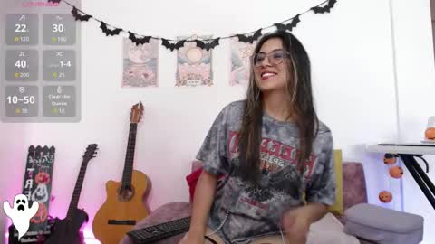 Snapshot of susanahendrix chatting on 10/04/25, 07:34 Susana hendrix online show from 10/04/25, 07:34