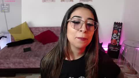 Snapshot of susanahendrix chatting on 11/01/25, 06:32 Susana hendrix online show from 11/01/25, 06:32