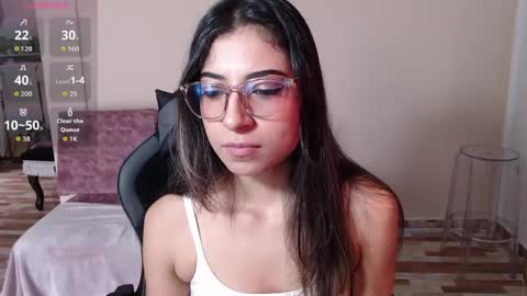 Susana hendrix    online show from 04/05/26, 06:16