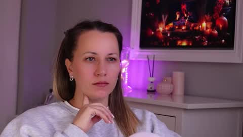 SusanJewel online show from 11/25/25, 07:52