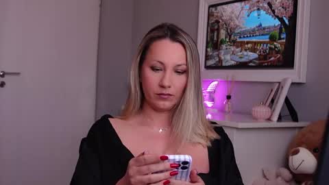 SusanJewel online show from 04/15/26, 06:53