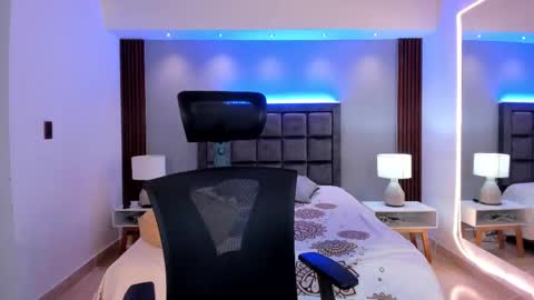 Susan  Everyday From 0530 to 1430 Col Time online show from 09/19/25, 11:22