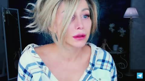 Snapshot of susannawallace chatting on 05/31/26, 02:53 InaraSerra online show from 05/31/26, 02:53