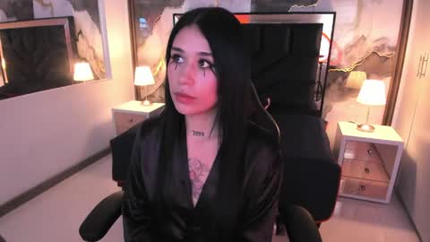 susanvilla online show from 06/01/26, 07:37