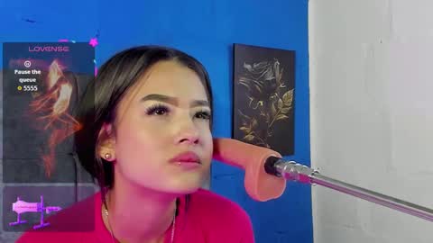 susi_hot13 online show from 11/22/25, 07:13