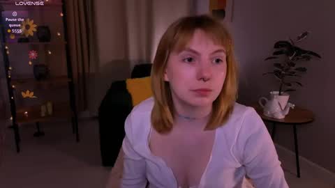 SUSIE 3 online show from 04/24/26, 09:06