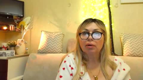 Snapshot of susiexnoreen chatting on 02/11/26, 11:59 SusiexNoreen online show from 02/11/26, 11:59