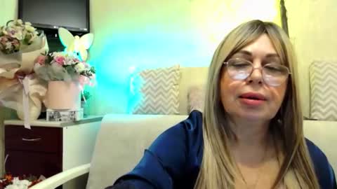 SusiexNoreen online show from 04/21/26, 02:15