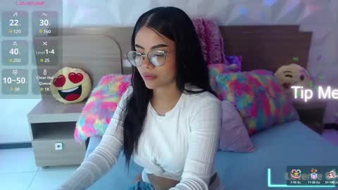 Snapshot of sussan_love01 chatting on 02/24/25, 02:37 Susan online show from 02/24/25, 02:37