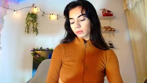 Snapshot of sussan_oconell chatting on 06/10/26, 01:32 Sussan Oconell online show from 06/10/26, 01:32