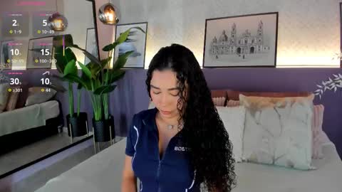 Snapshot of sussanalee chatting on 10/17/25, 11:57 Your Squirt queen online show from 10/17/25, 11:57