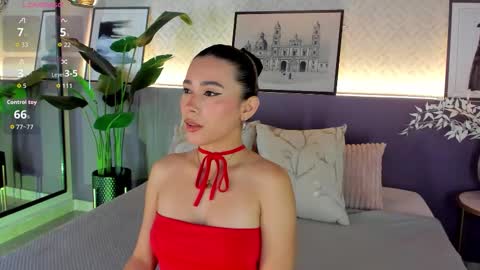 Snapshot of sussanalee chatting on 11/30/25, 12:20 Your Squirt queen online show from 11/30/25, 12:20