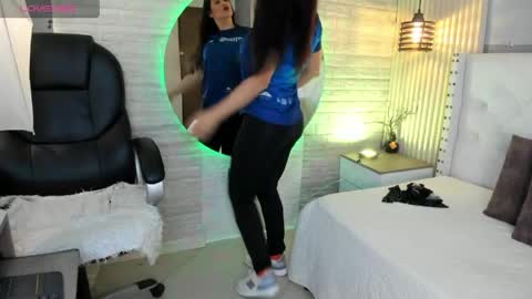   online show from 04/23/26, 12:29