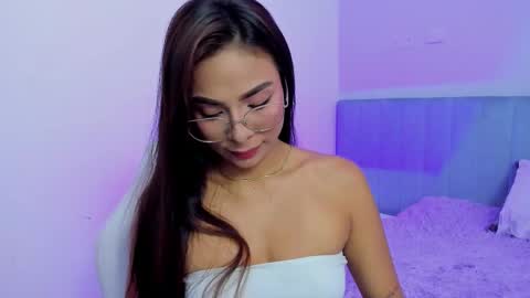 sussy_sweet4u online show from 10/28/25, 08:07