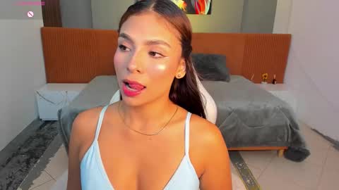 sussy_sweet4u online show from 11/15/25, 07:49