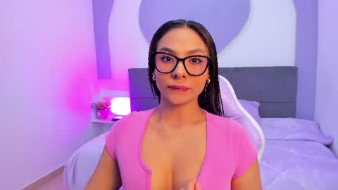 Snapshot of sussy_sweet4u chatting on 06/21/26, 10:07 sussy_sweet4u online show from 06/21/26, 10:07