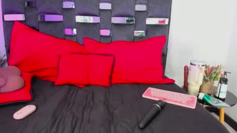 Sussy Sunny online show from 02/25/26, 05:39