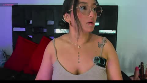 Sussy Sunny online show from 04/21/26, 05:03