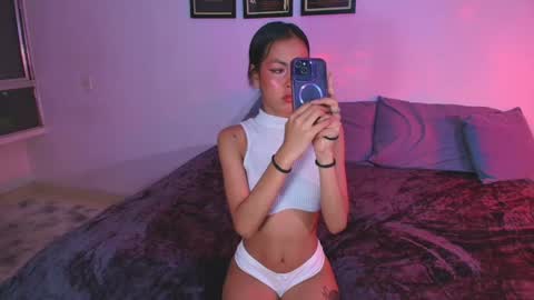Snapshot of susy_rosse777 chatting on 05/19/26, 01:11 Susy online show from 05/19/26, 01:11