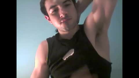 Snapshot of sutromaxx chatting on 05/16/26, 03:47 Maximus online show from 05/16/26, 03:47