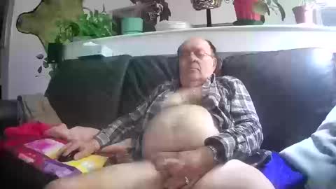 Otto online show from 10/17/25, 07:55