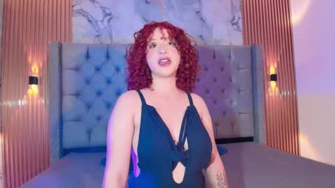 suxan_white online show from 09/24/25, 11:35